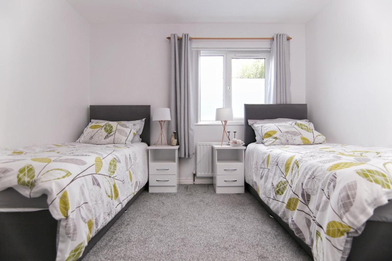 Bayview Apartments Ballygally  Екстериор снимка