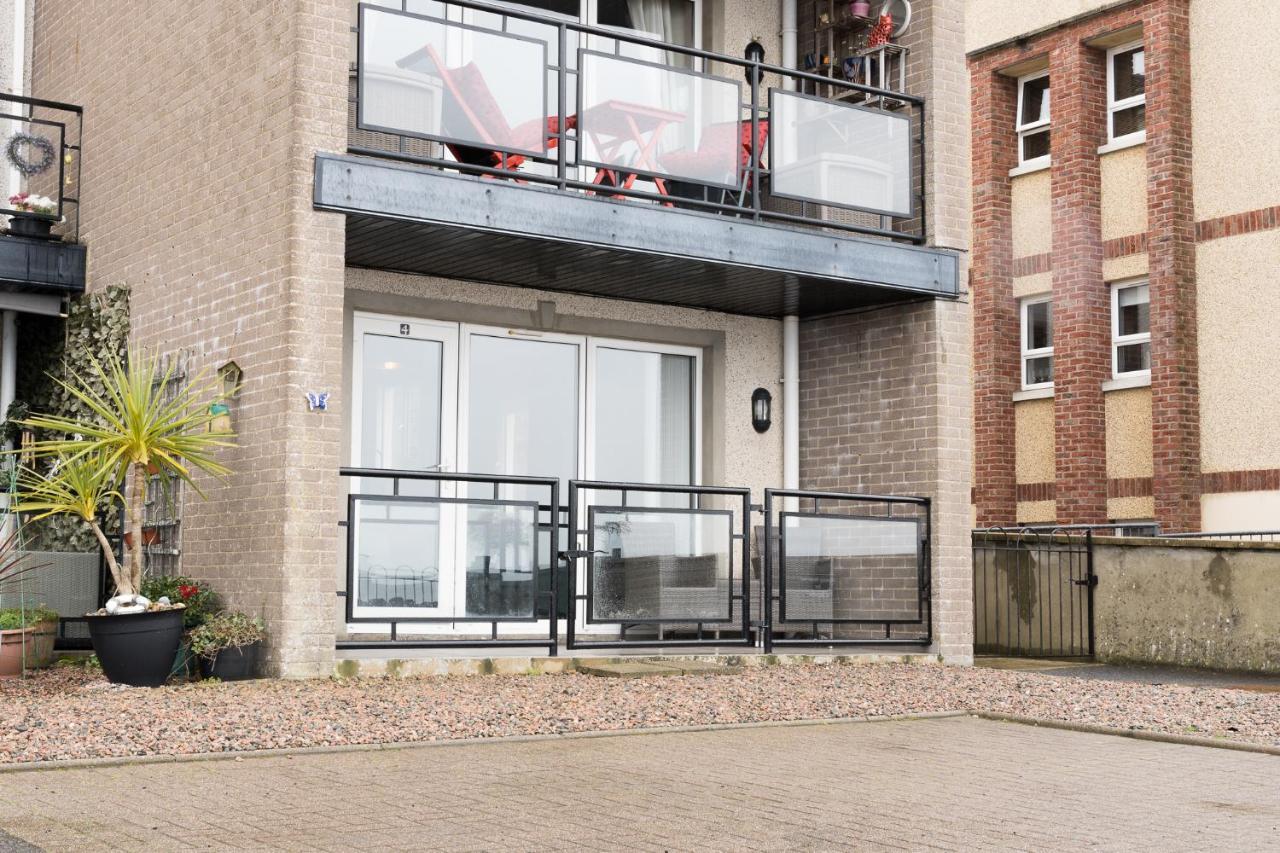 Bayview Apartments Ballygally  Екстериор снимка